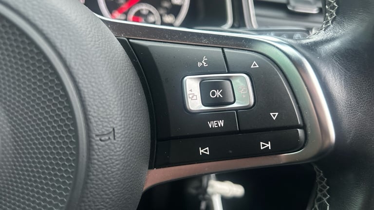 2021 Volkswagen T-Roc 1.5 TSI EVO Black Edition 5dr DSG Petrol Hatchback Hatchback Petrol Automatic