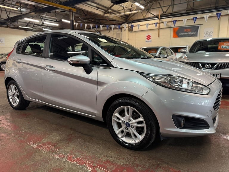 2016 Ford Fiesta 1.25 Zetec Euro 6 5dr HATCHBACK Petrol Manual