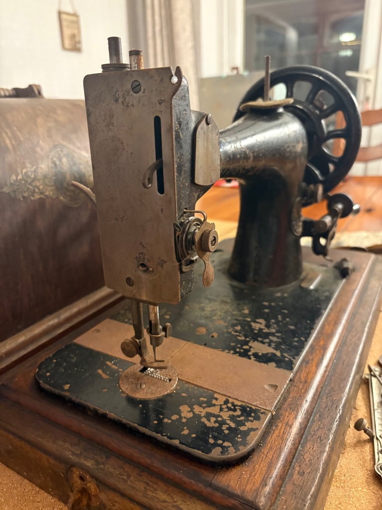 Singer sewing machine