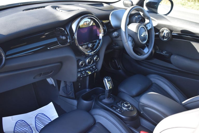 2022 MINI Hatch 135kW Cooper S Level 3 33kWh 3dr Auto HATCHBACK ELECTRIC Automatic