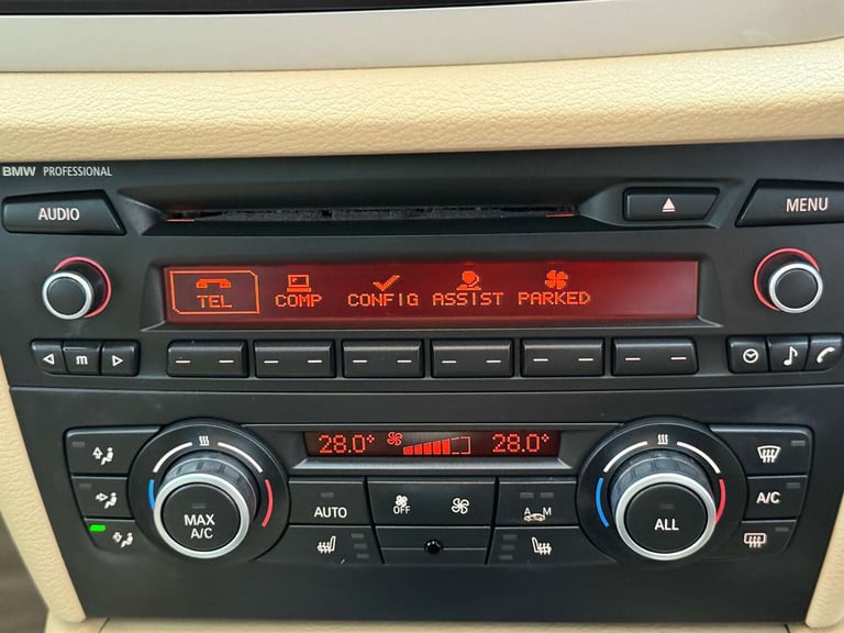 2015 BMW X1 xDrive 20d SE 5dr Step Auto ESTATE DIESEL Automatic