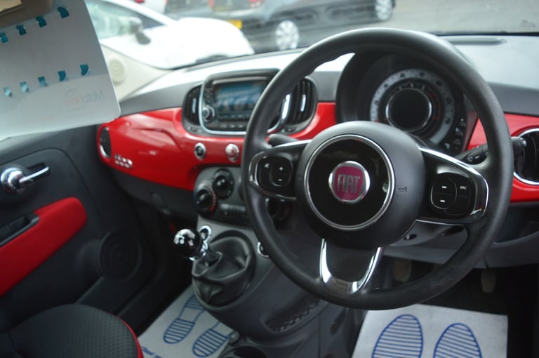 2015 Fiat 500 POP STAR 3-Door Petrol