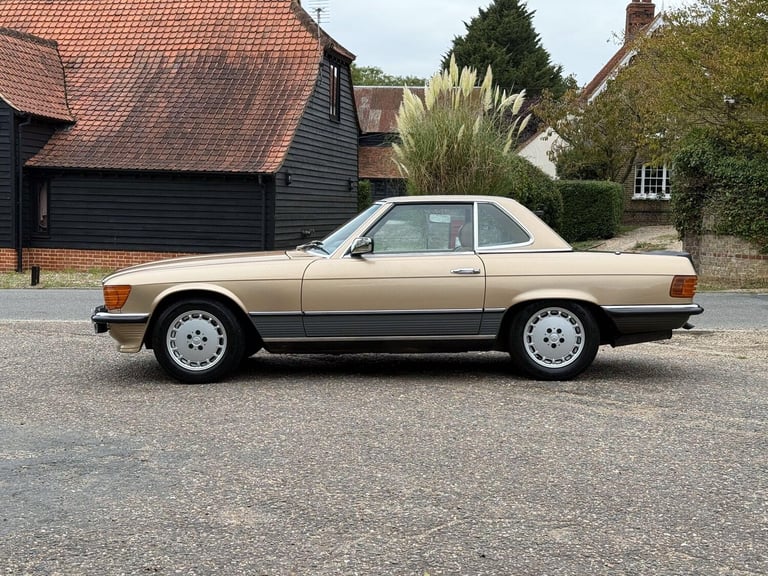  Mercedes-Benz 500 5.0 SL 2dr Petrol Automatic
