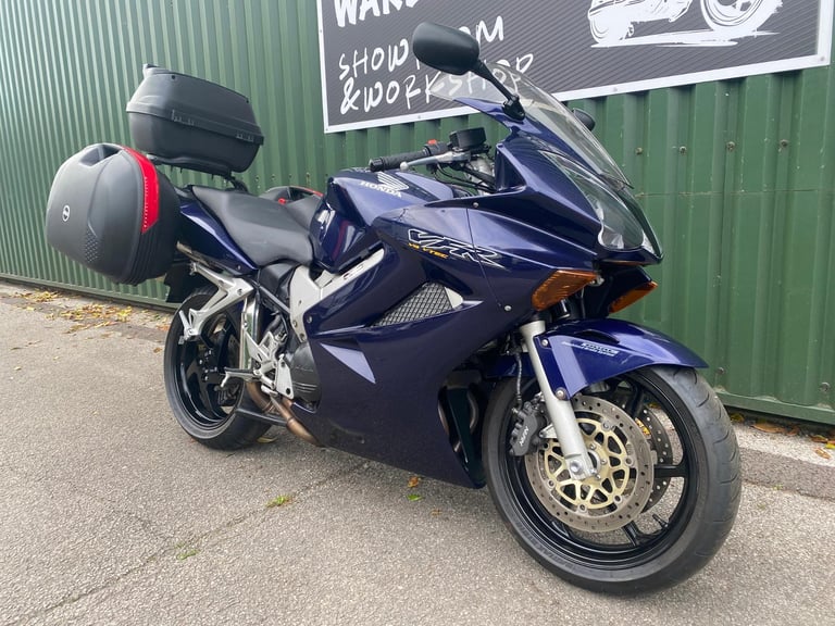 Honda VFR 800F-2 Low Miles Full Luggage Recent Big Service 