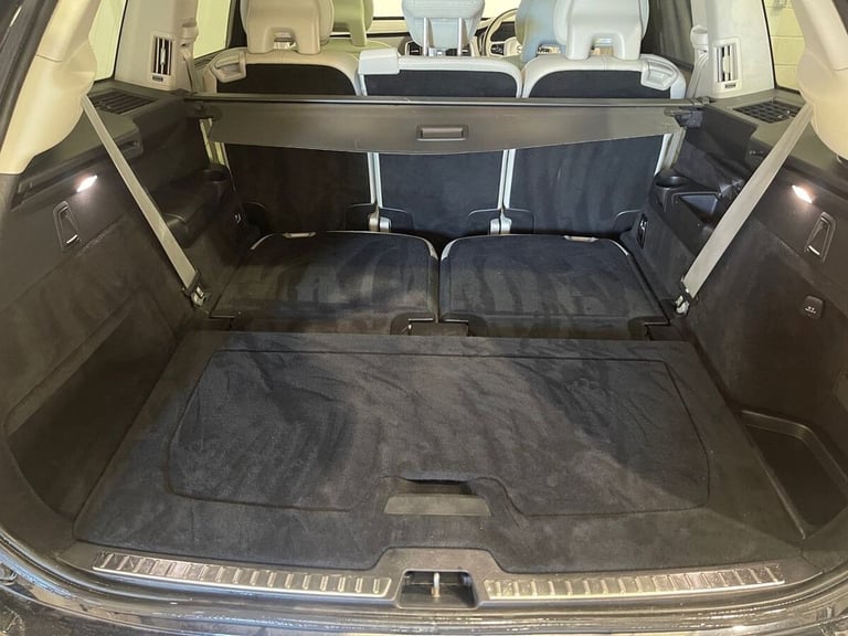 2021 Volvo XC90 2.0h T8 Twin Engine Recharge 11.6kWh Inscription Pro SUV 5dr Petrol Plug-in ESTAT...