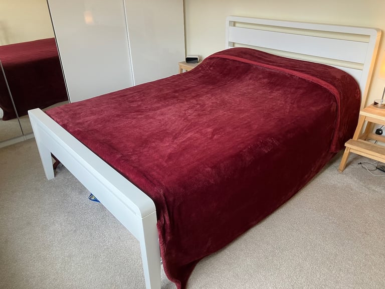 image for Extra large luxury fleece throw - burgundy