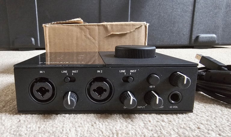 Native Instruments Komplete Audio 2 Interface 