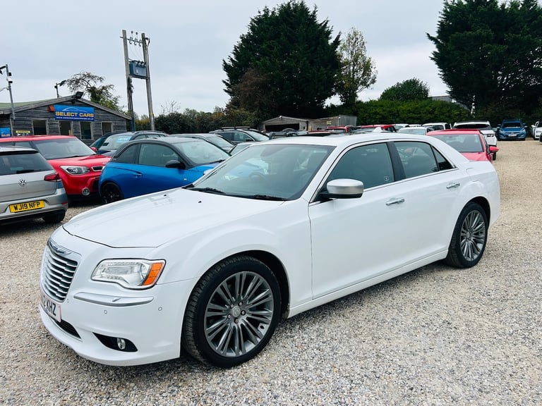 2012 Chrysler 300C 3.0 CRD V6 Executive Saloon 4dr Diesel Auto Euro 5 (236 bhp)