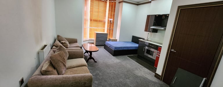 image for Studio Apartment - To Rent - Bills Included (Bradford)