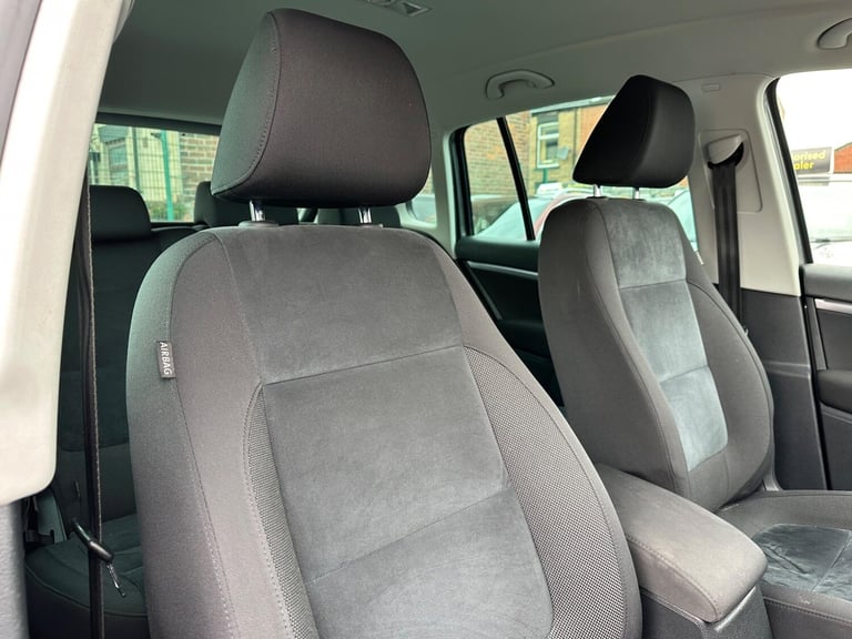 2013 Volkswagen Tiguan 2.0 TDI BlueMotion Tech Match DSG 4WD Euro 5 (s/s) 5dr ESTATE Diesel Autom...