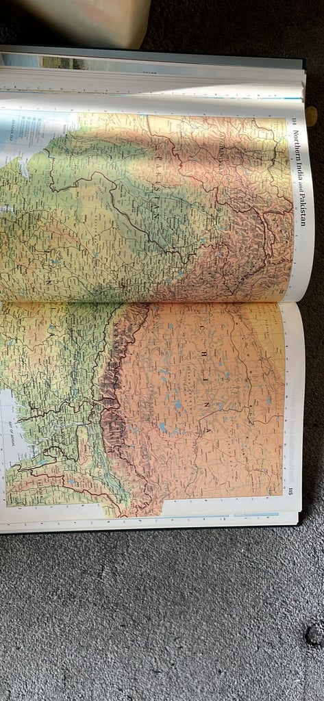 Readers digest atlas of the world
