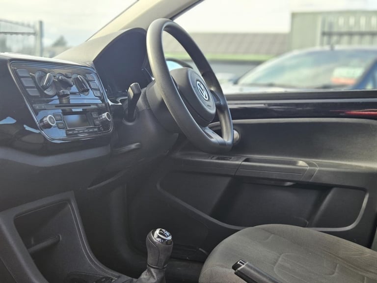 2015 Volkswagen up! 1.0 Move Up 5dr HATCHBACK Petrol Manual