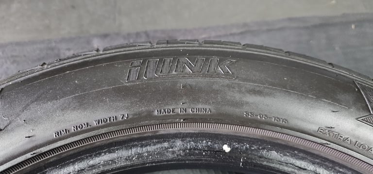 225 50 17   2 x tyres Ilink Thunder U09