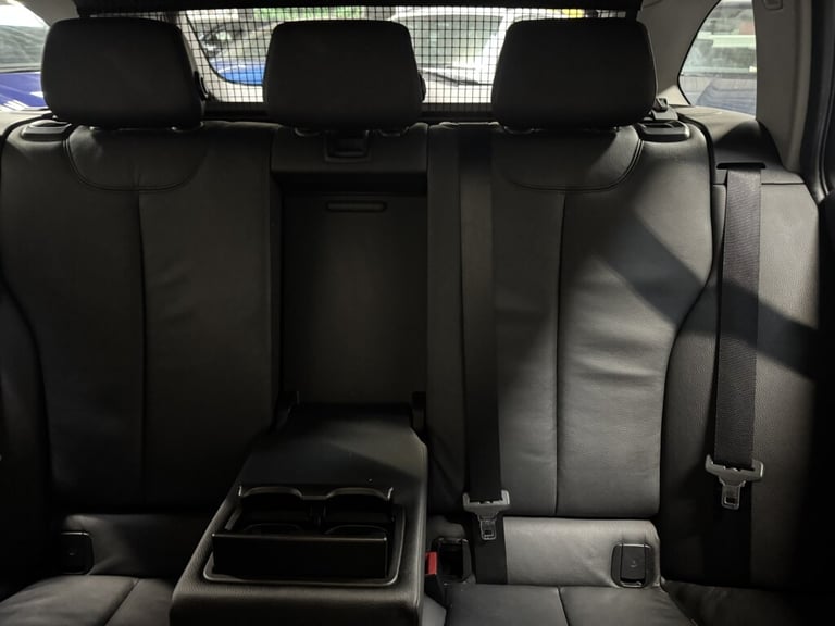 2012 BMW 3 Series 2.0 320D LUXURY TOURING 5DR Automatic Estate Diesel Automatic