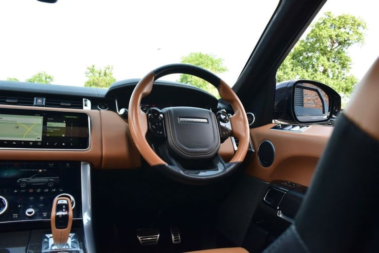 2021 62 LAND ROVER RANGE ROVER SPORT 5.0 P575 V8 SVR CARBON EDITION SUV 5DR PETR