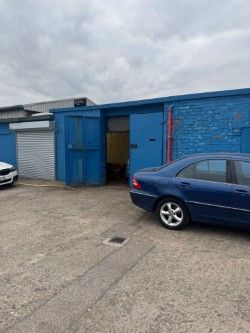Unit 4 – Cleveland Street, Birkenhead  705 sq. ft | £110 per week | No VAT on Rent