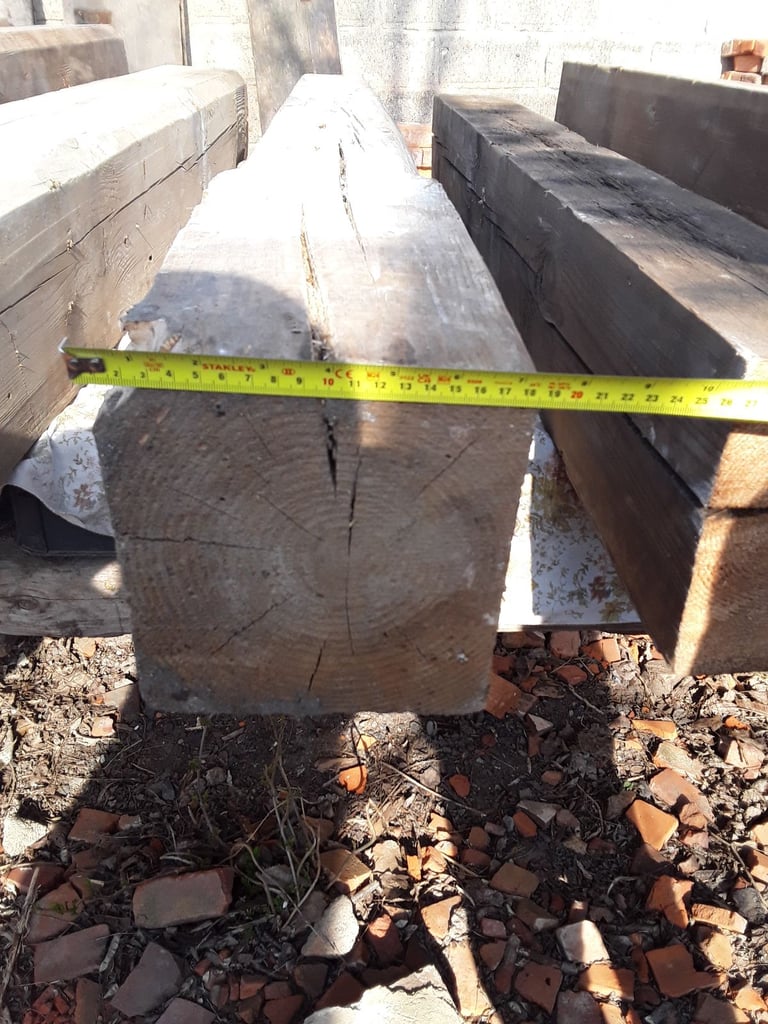 Reclaimed, 200 years solid pine beam. 5.6 foot long.