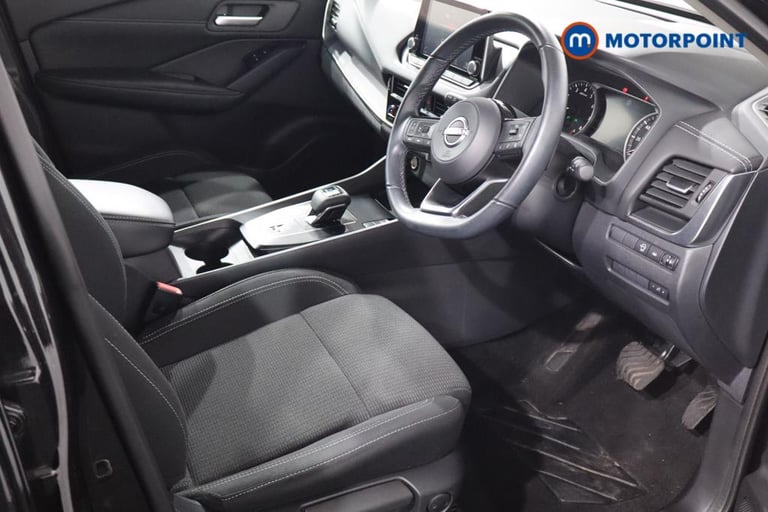 2022 Nissan Qashqai 1.3 DiG-T MH 158 Acenta Premium 5dr Xtronic SUV Petrol Automatic