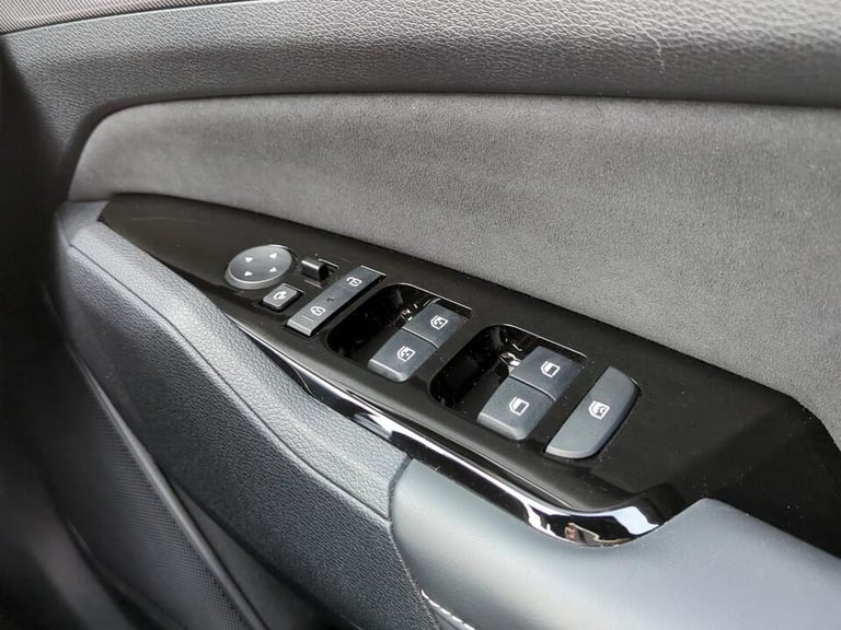 2023 Kia Sportage 1.6T GDi HEV GT-Line 5dr Auto ESTATE PETROL/ELECTRIC Automatic