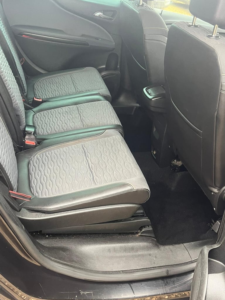 2013 Vauxhall Zafira Tourer 1.4T 16V SE Euro 5 5dr MPV Petrol Manual