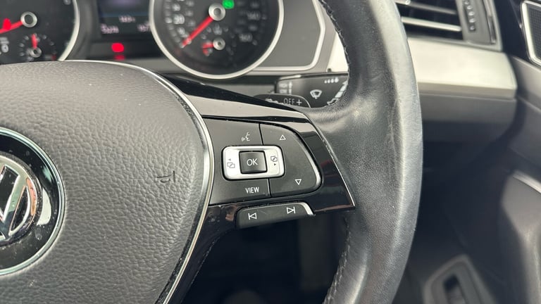 2019 Volkswagen Passat Se Business Tsi Evo Dsg Estate Petrol Automatic