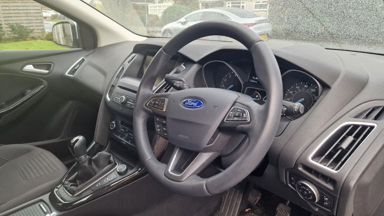Ford, FOCUS  , Hatchback, 2015, Manual, 999 (cc), 5 doors, EURO 6 
