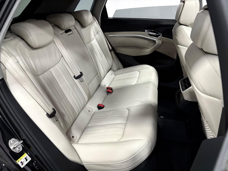  Audi e-tron 55 Launch Edition Auto quattro 5dr 95kWh Electric Automatic