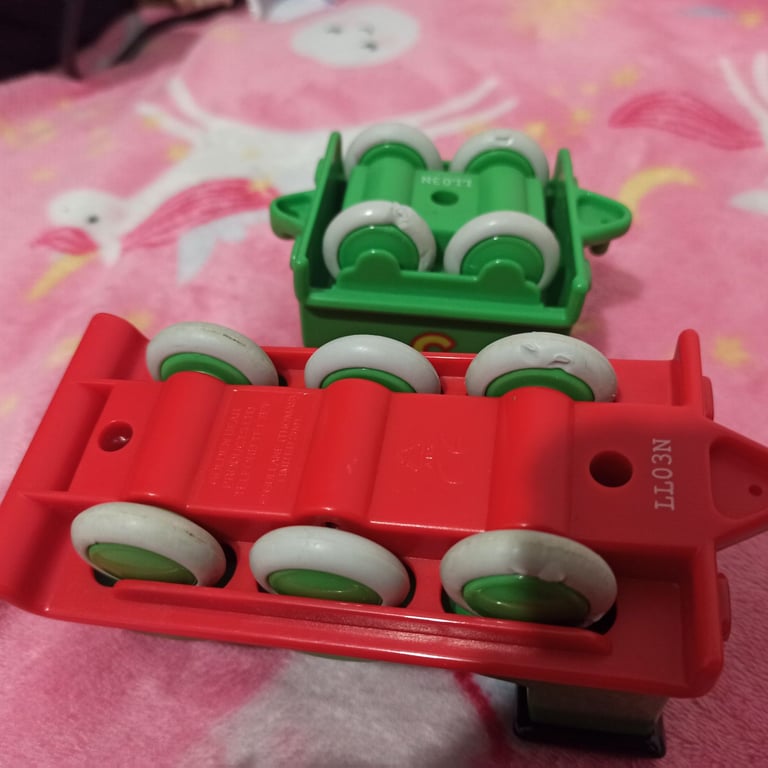 Thomas the tank engine plastic toy bundle set - please read description