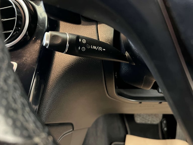 2017 Mercedes-Benz GLC GLC 220d 4Matic SE 5dr 9G-Tronic ESTATE DIESEL Automatic