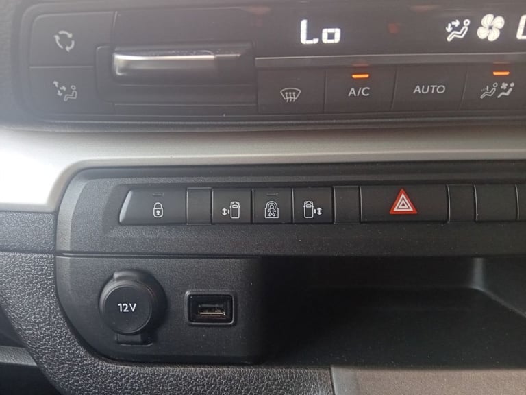 2020 Peugeot Traveller 2.0 BlueHDi 150 Allure Long [8 Seat] 5dr MPV DIESEL Manual