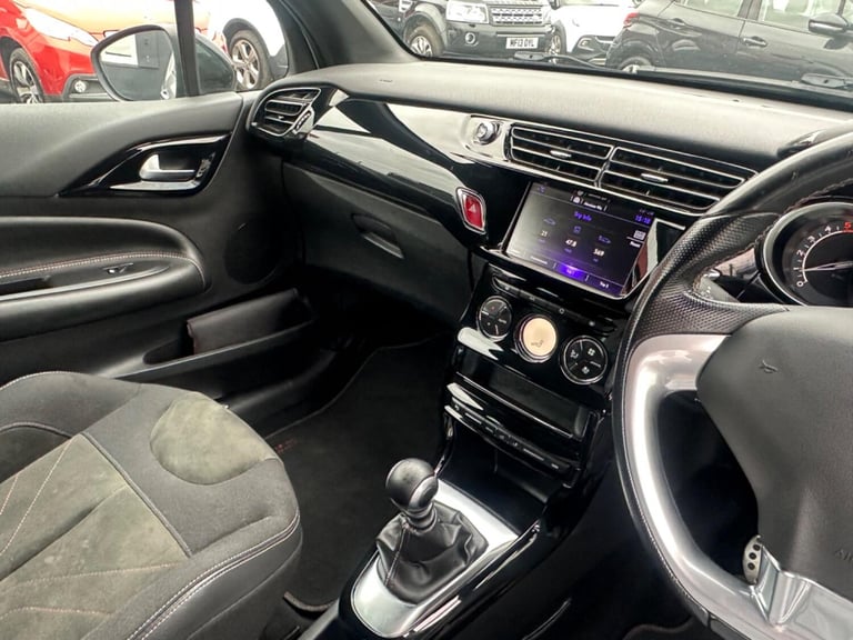 DS AUTOMOBILES DS 3 1.6 BlueHDi Performance Line 2017
