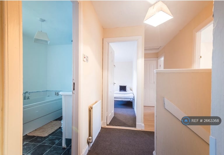 5 bedroom house in Davidson Way, Livingston, EH54 (5 bed) (#2663368)