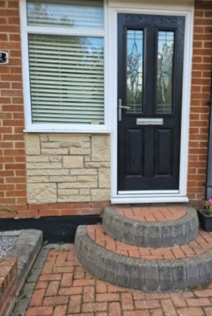 400 block paving bricks - still available 