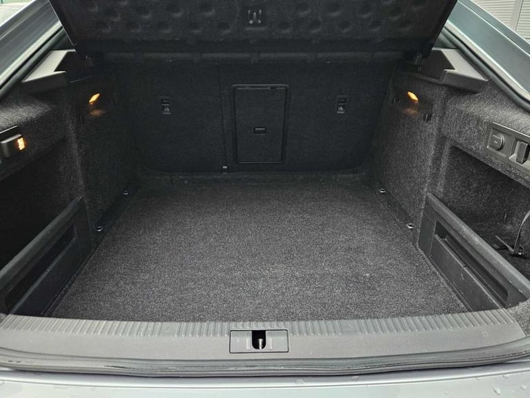 2020 Skoda Superb 2.0 TDI CR Sport Line Plus 5dr Manual Hatchback Diesel Manual