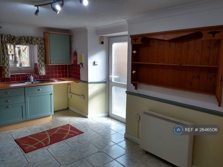 1 bedroom flat in Hoxton Road, Torquay, TQ1 (1 bed) (#2646506)