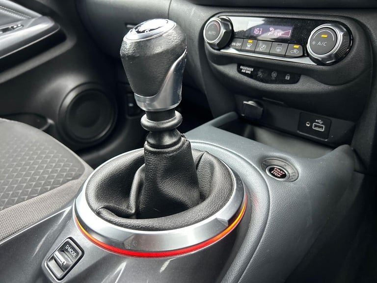 2019 Nissan Juke 1.0 DIG-T N-Connecta SUV 5dr Petrol Manual Euro 6 (s/s) (117 ps) SUV PETROL Manual