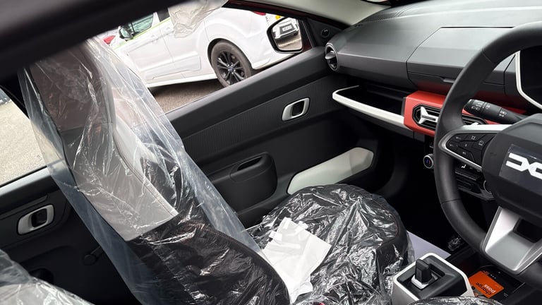 2025 Dacia Spring 27kWh Expression 65 48kW 5dr Auto Electric Hatchback Hatchback Electric Automatic