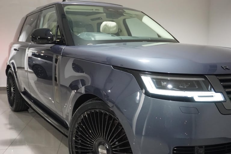 2023 Land Rover Range Rover 3.0 P550e 38.2kWh SV SUV 5dr Petrol Plug-in Hybrid Auto 4WD Euro 6 (s...