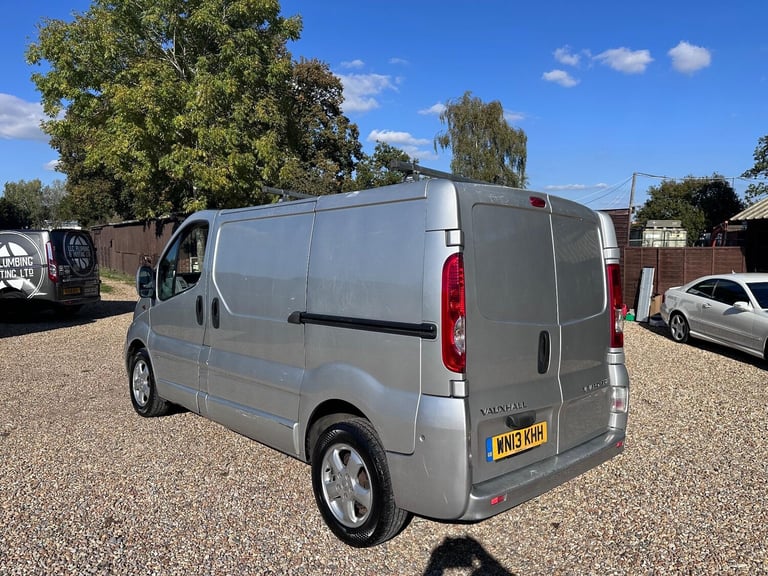 2013 Vauxhall Vivaro 2.0 CDTi Sportive FWD L1 4dr PANEL VAN Diesel Manual