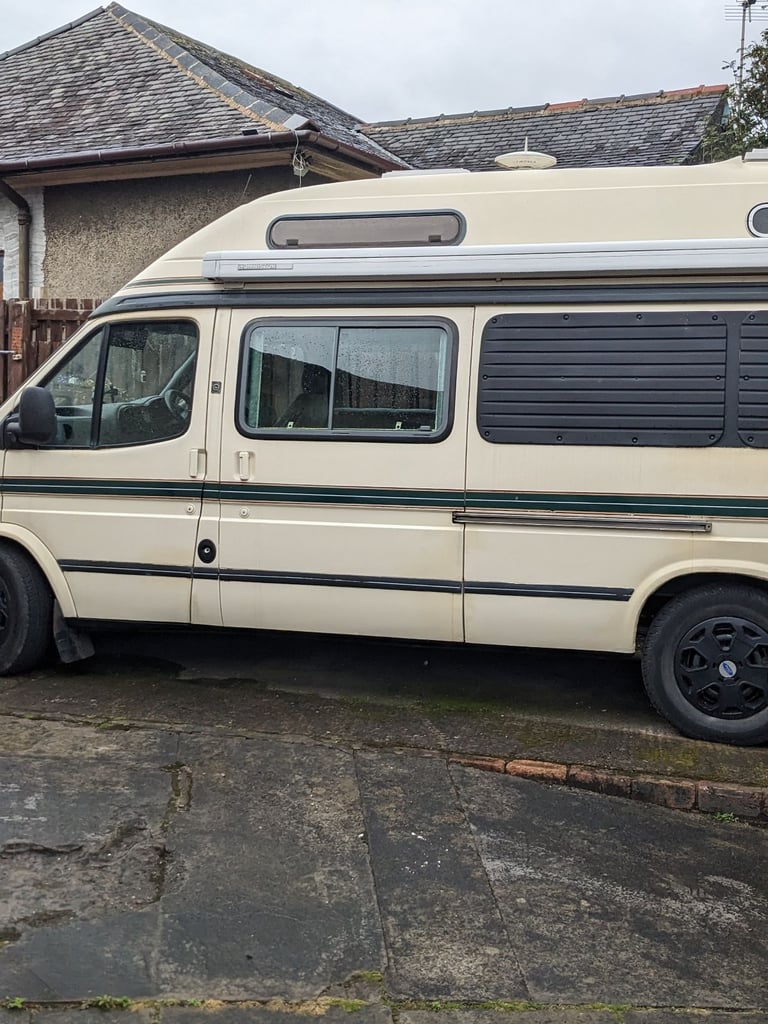 Ford duetto 1998, 2496 (cc)