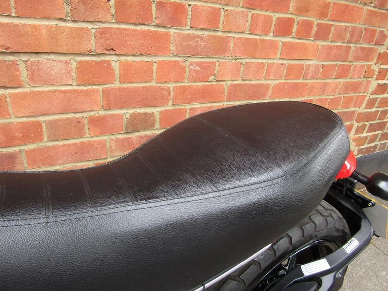 DUCATI SCRAMBLER 800  FULL SERVICE , ONE PREVIOUS OWNER ,VERY LOW MILES