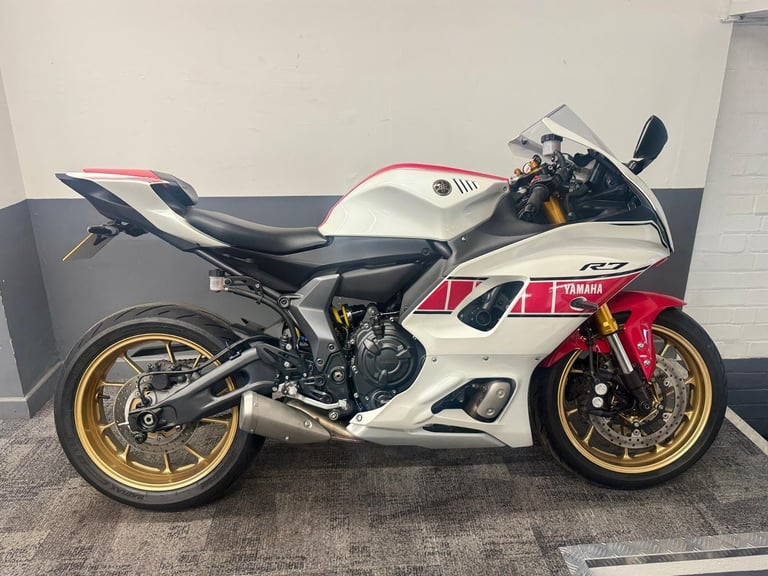 image for 2022 YAMAHA YZF R7- ANNIVERSARY LOW MILES-- FINANCE-DELIVERY-PART EXCHANGE-