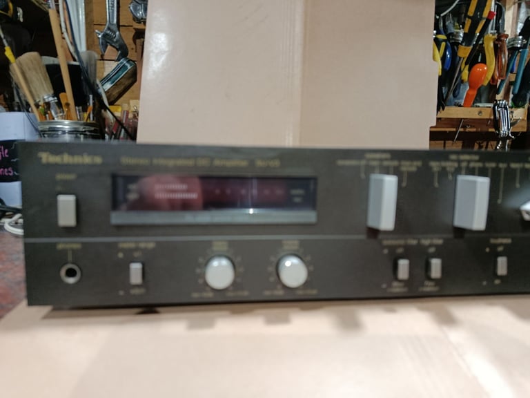 AMPLIFIER TECHNICS SU-V3 HI-FI AMP SEPARATE 