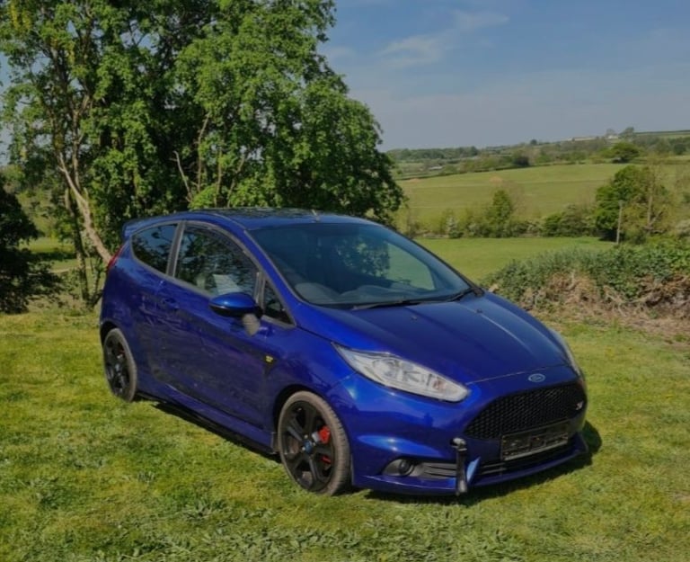 Ford, FIESTA, Hatchback, 2014, Manual, 1596 (cc), 3 doors