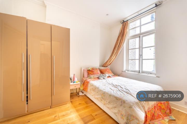 1 bedroom flat in Inverness Terrace, London, W2 (1 bed) (#2675908)