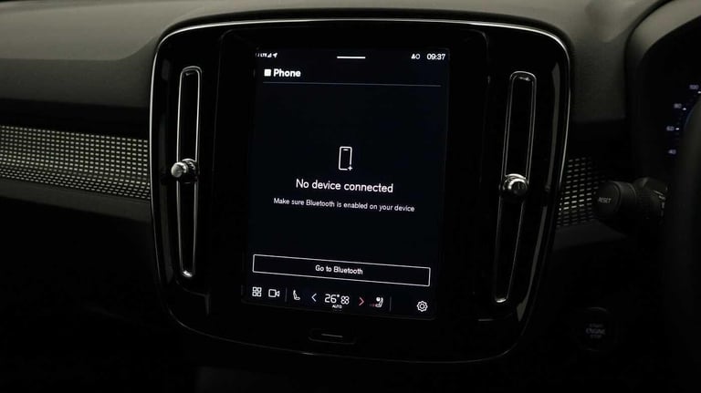 2024 Volvo XC40 Plus, B3 Mild hybrid, Petrol, Dark ESTATE Petrol/Electric Hybrid Automatic