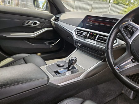 2021 21 BMW 3 SERIES 318d MHT M Sport 5dr Step Auto Black Damaged Salvage