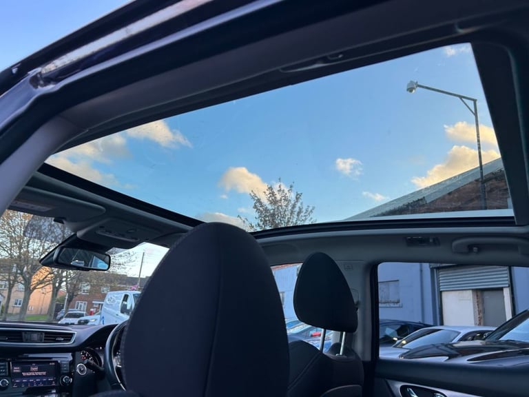 2019 Nissan Qashqai 1.3 DiG-T N-Connecta 5dr HATCHBACK PETROL Manual