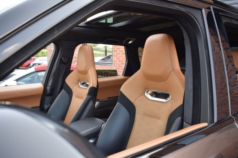 2021 62 LAND ROVER RANGE ROVER SPORT 5.0 P575 V8 SVR CARBON EDITION SUV 5DR PETR