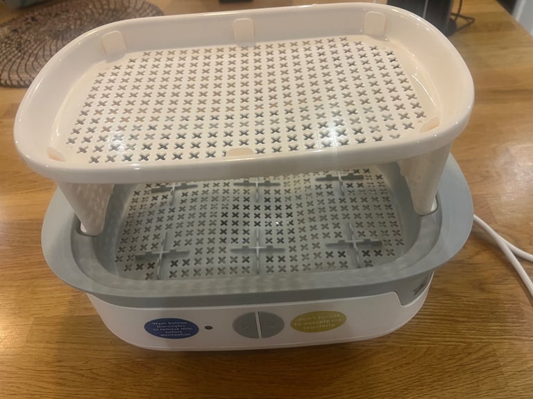 FREE Tommee Tippee Electric Steam Steriliser - Excellent Condition